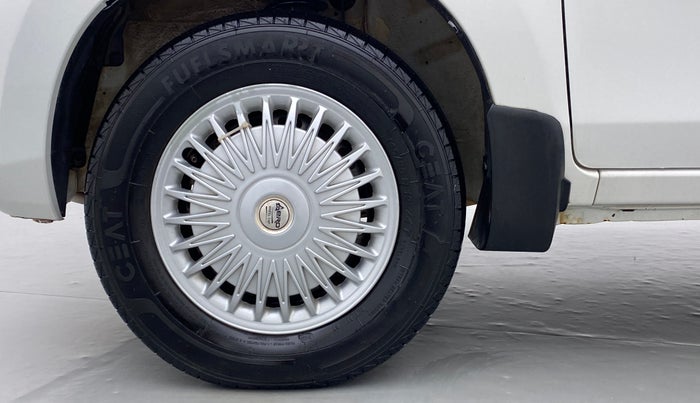 2016 Maruti Alto 800 LXI, Petrol, Manual, 26,710 km, Left Front Wheel