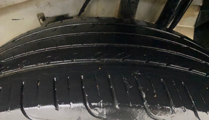 2024 Tata NEXON PURE 1.2 PETROL, Petrol, Manual, 39,150 km, Left Rear Tyre Tread