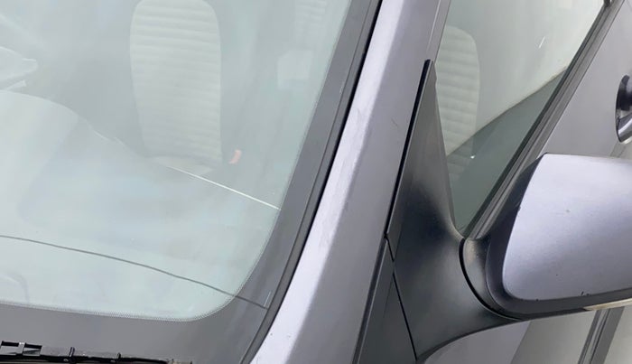 2015 Hyundai Grand i10 SPORTZ 1.2 KAPPA VTVT, CNG, Manual, 86,785 km, Left A pillar - Slightly dented
