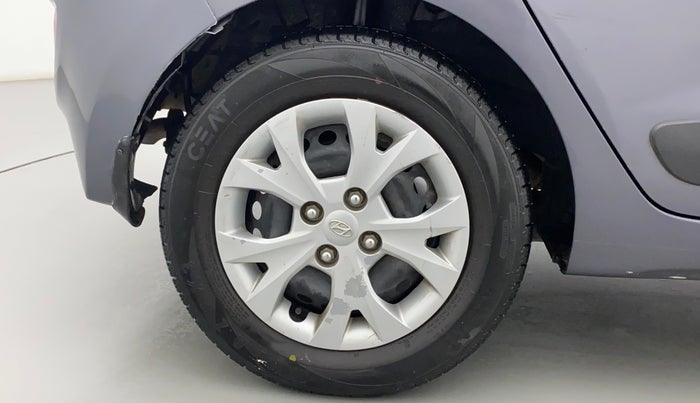 2015 Hyundai Grand i10 SPORTZ 1.2 KAPPA VTVT, CNG, Manual, 86,785 km, Right Rear Wheel