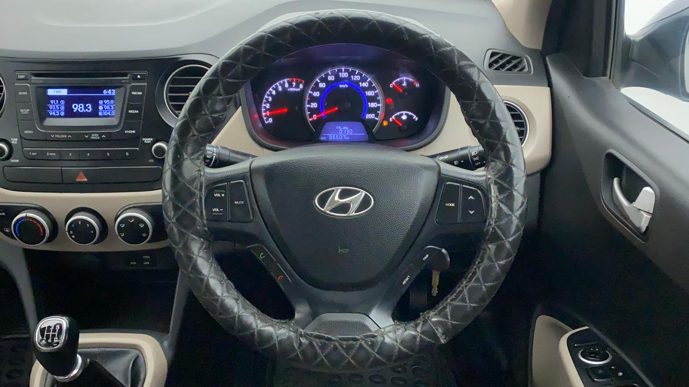 2015 Hyundai Grand i10 SPORTZ 1.2 KAPPA VTVT, CNG, Manual, 86,785 km, Steering Wheel Close Up