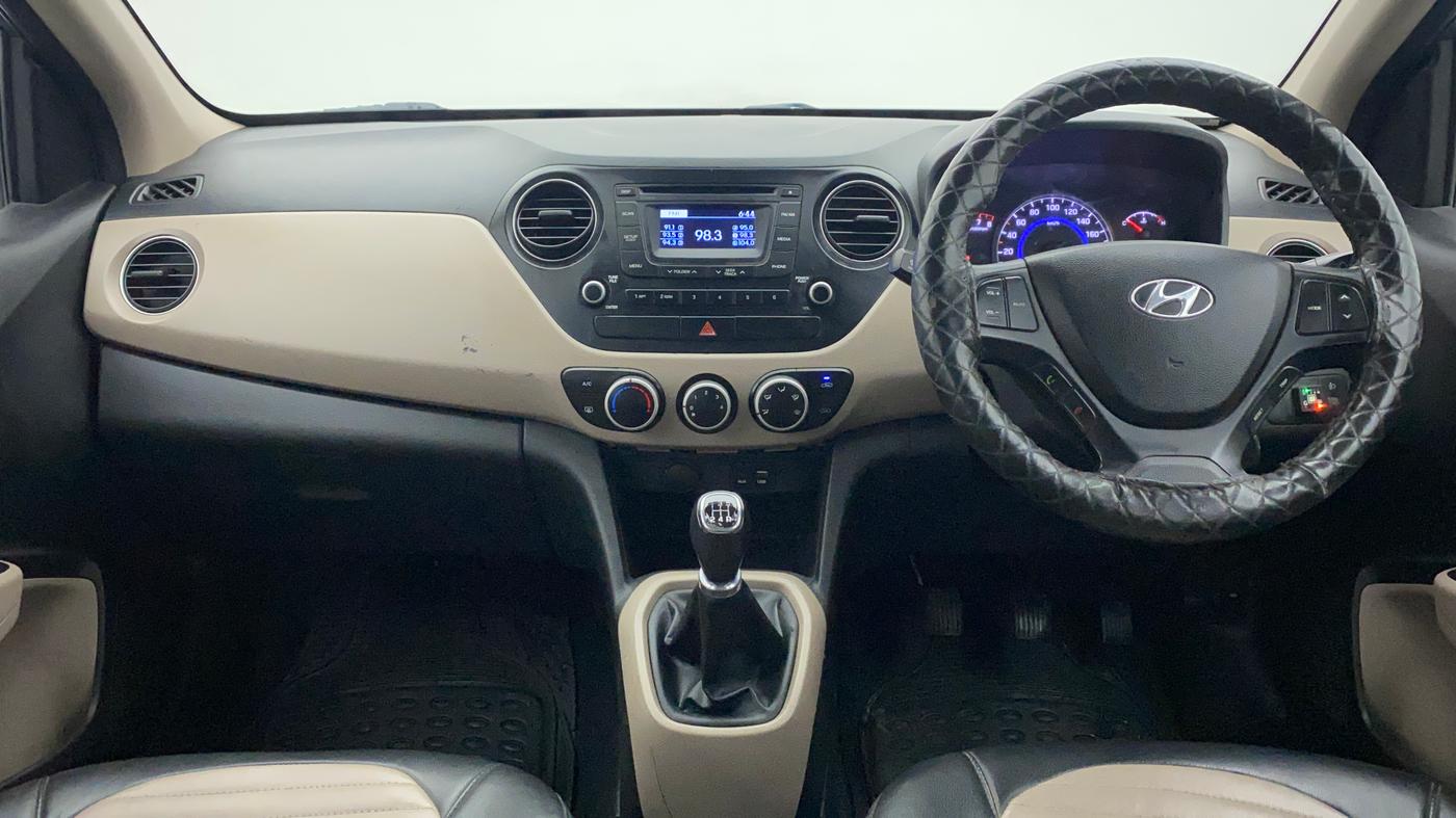 2015 Hyundai Grand i10 SPORTZ 1.2 KAPPA VTVT, CNG, Manual, 86,785 km, Dashboard