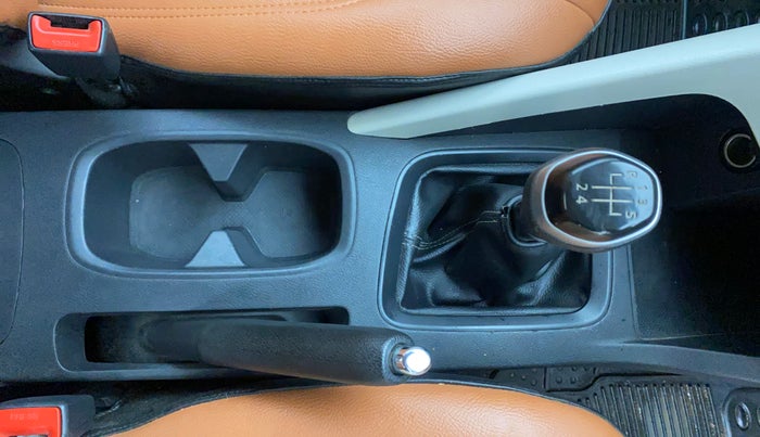 2022 Nissan MAGNITE XE, Petrol, Manual, 36,721 km, Gear Lever