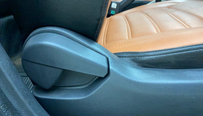 2022 Nissan MAGNITE XE, Petrol, Manual, 36,721 km, Driver Side Adjustment Panel