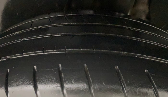 2021 Hyundai Creta EX 1.5 PETROL, Petrol, Manual, 42,587 km, Left Rear Tyre Tread