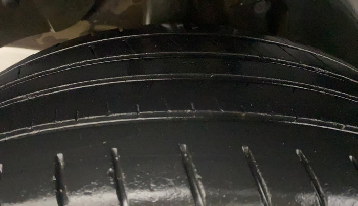 2021 Hyundai Creta EX 1.5 PETROL, Petrol, Manual, 42,587 km, Right Rear Tyre Tread