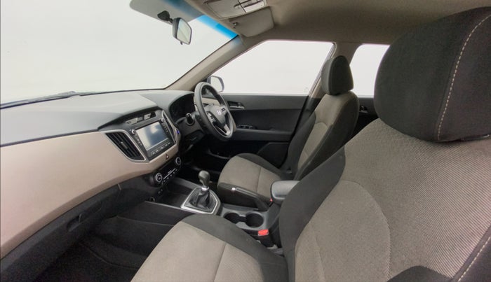 2017 Hyundai Creta SX PLUS 1.6 PETROL, Petrol, Manual, 45,215 km, Right Side Front Door Cabin