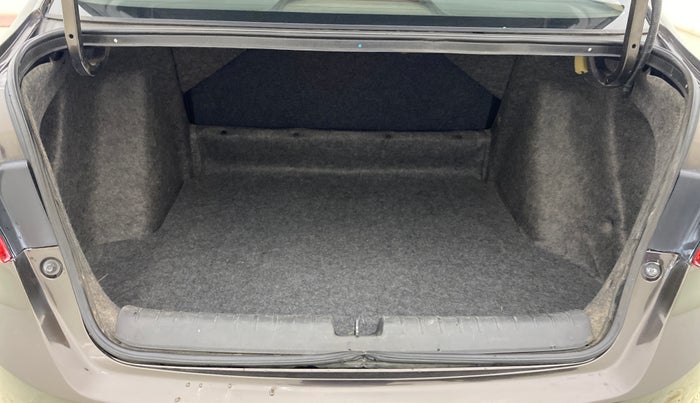 2021 Honda City 1.5L I-VTEC ZX, Petrol, Manual, 1,19,926 km, Boot Inside