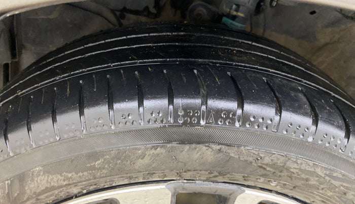 2021 Honda City 1.5L I-VTEC ZX, Petrol, Manual, 1,19,926 km, Left Front Tyre Tread