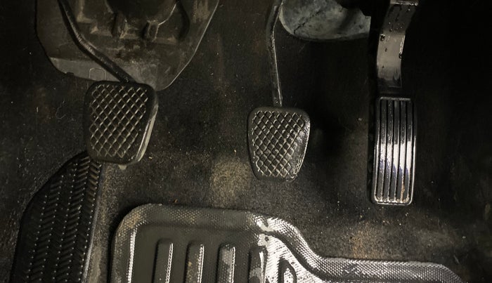 2021 Honda City 1.5L I-VTEC ZX, Petrol, Manual, 1,19,926 km, Pedals