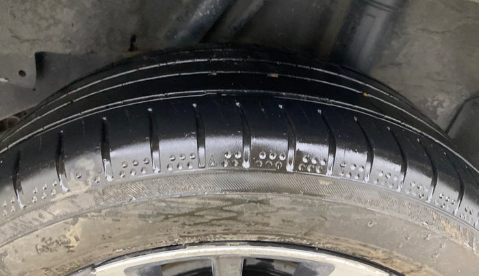 2021 Honda City 1.5L I-VTEC ZX, Petrol, Manual, 1,19,926 km, Left Rear Tyre Tread