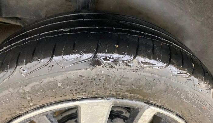 2021 Honda City 1.5L I-VTEC ZX, Petrol, Manual, 1,19,926 km, Right Rear Tyre Tread