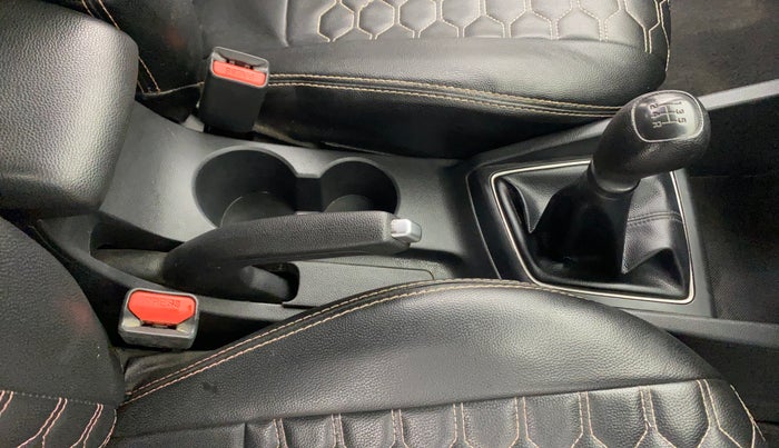 2016 Hyundai Elite i20 SPORTZ 1.2, Petrol, Manual, 92,257 km, Gear Lever