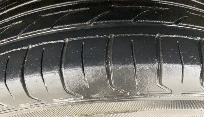 2016 Hyundai Elite i20 SPORTZ 1.2, Petrol, Manual, 92,257 km, Left Front Tyre Tread