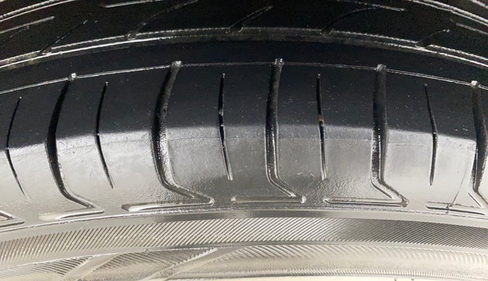 2016 Hyundai Elite i20 SPORTZ 1.2, Petrol, Manual, 92,257 km, Left Rear Tyre Tread