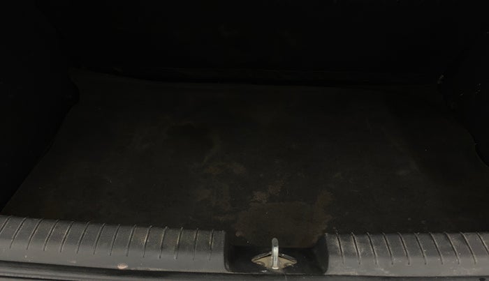 2016 Hyundai Elite i20 SPORTZ 1.2, Petrol, Manual, 92,257 km, Boot Inside