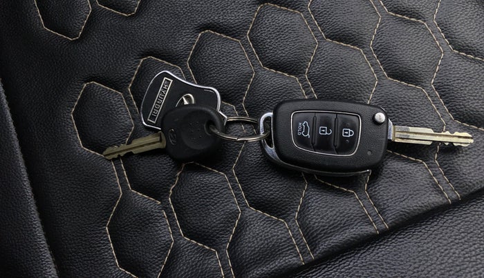 2016 Hyundai Elite i20 SPORTZ 1.2, Petrol, Manual, 92,257 km, Key Close Up