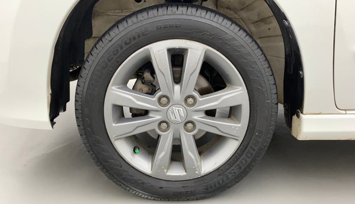 2014 Maruti Wagon R Stingray VXI, Petrol, Manual, 96,993 km, Left Front Wheel