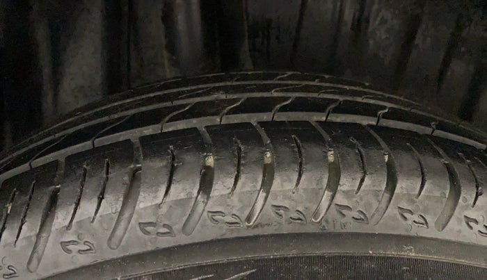 2024 Maruti FRONX SIGMA CNG 1.2 MT, CNG, Manual, 30,102 km, Right Rear Tyre Tread