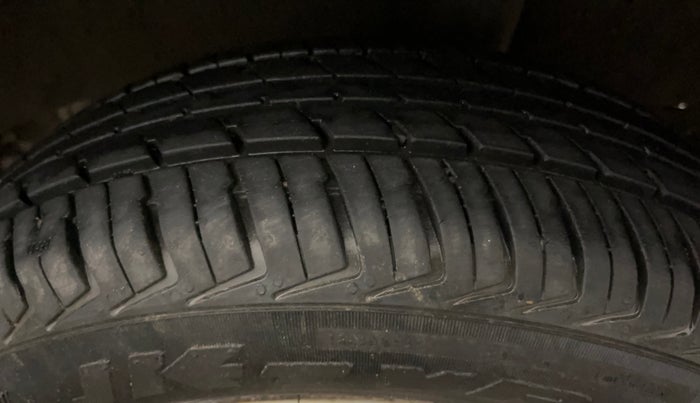 2018 Renault Kwid RXL, Petrol, Manual, 19,756 km, Left Rear Tyre Tread