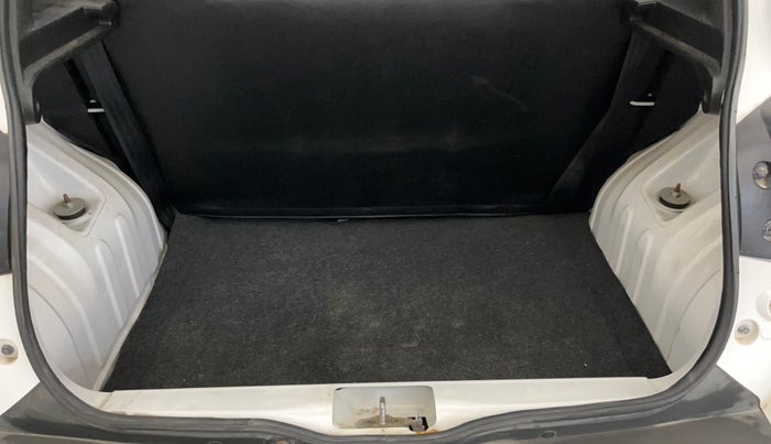 2018 Renault Kwid RXL, Petrol, Manual, 19,756 km, Boot Inside