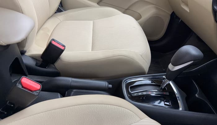 2023 Honda Amaze 1.2L I-VTEC S CVT, Petrol, Automatic, 30,413 km, Gear Lever