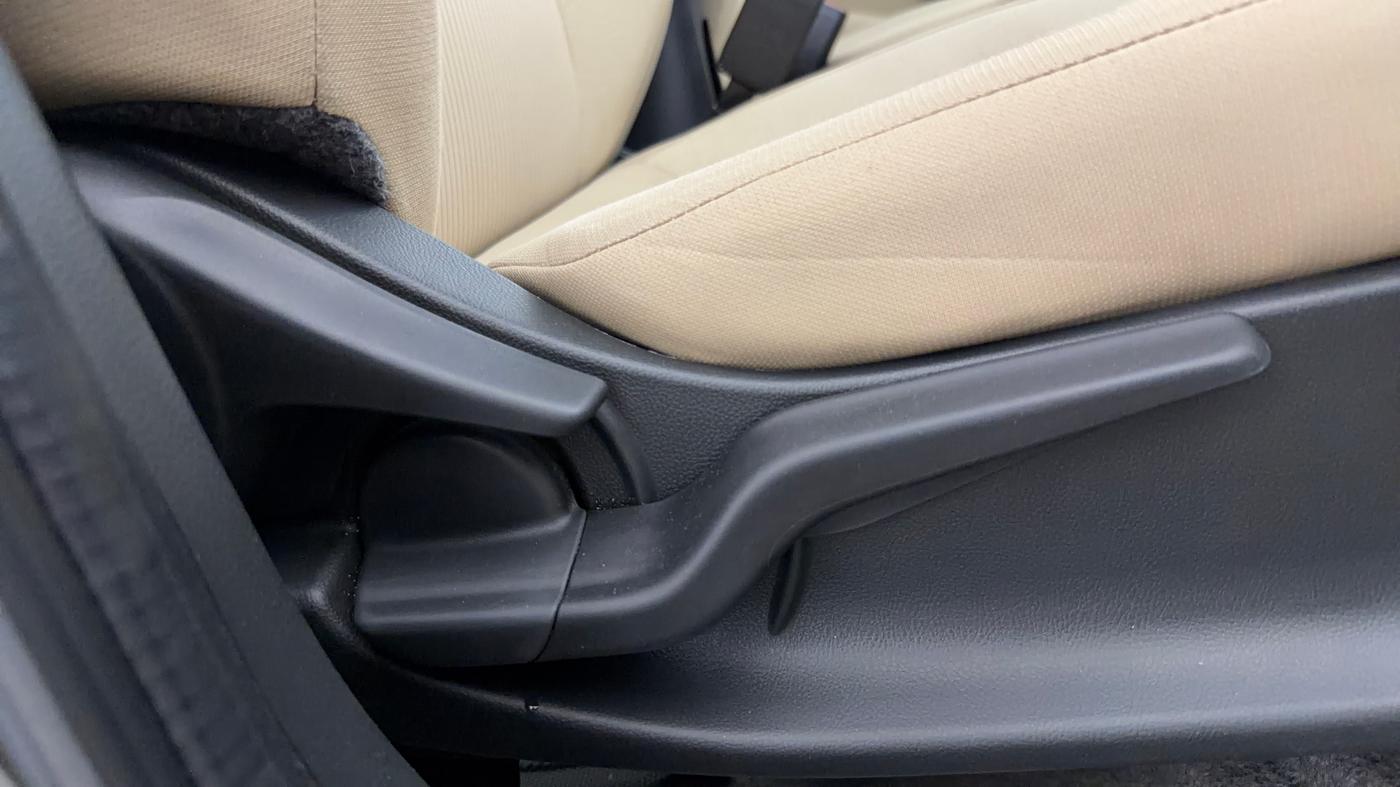 2023 Honda Amaze 1.2L I-VTEC S CVT, Petrol, Automatic, 30,227 km, Driver Side Adjustment Panel