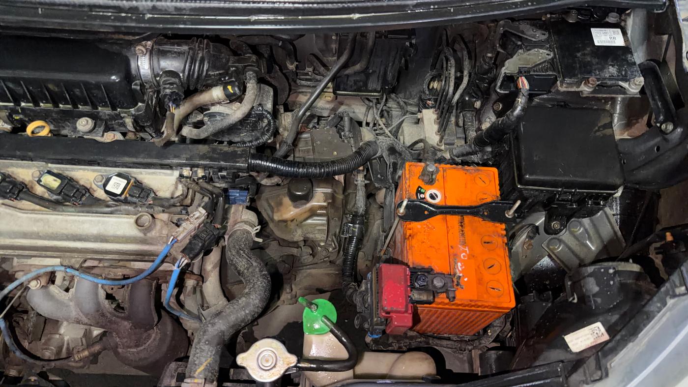 2019 Maruti New Wagon-R VXI 1.0 AMT, Petrol, Automatic, 90,848 km, Engine View - Left
