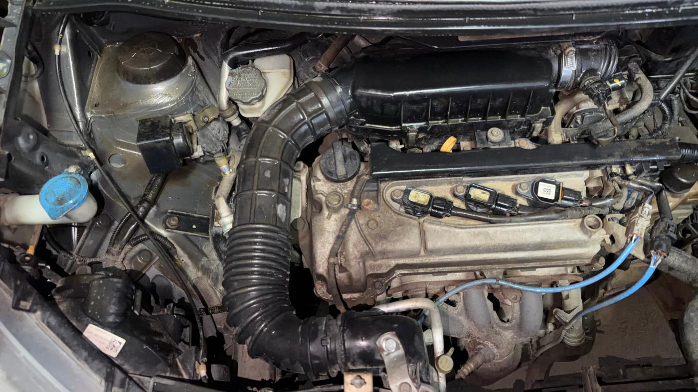 2019 Maruti New Wagon-R VXI 1.0 AMT, Petrol, Automatic, 90,848 km, Engine View - Right