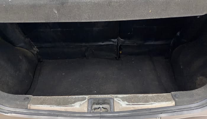 2019 Maruti New Wagon-R VXI 1.0 AMT, Petrol, Automatic, 90,848 km, Boot Inside