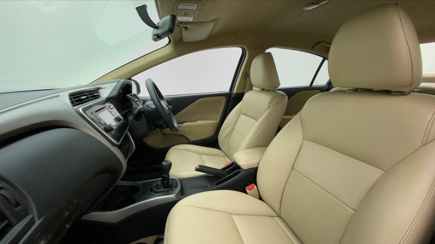 2017 Honda City V MT PETROL, Petrol, Manual, 58,880 km, Right Side Front Door Cabin