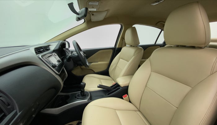 2017 Honda City V MT PETROL, Petrol, Manual, 58,880 km, Right Side Front Door Cabin
