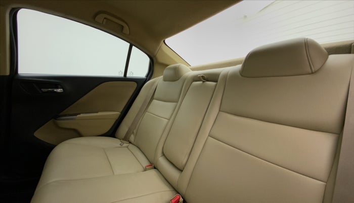 2017 Honda City V MT PETROL, Petrol, Manual, 58,880 km, Right Side Rear Door Cabin