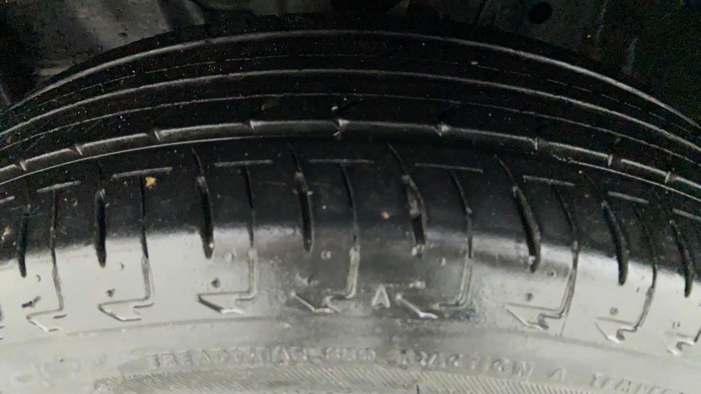 2017 Honda City V MT PETROL, Petrol, Manual, 58,880 km, Left Front Tyre Tread