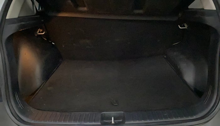 2021 Hyundai Creta S 1.5 DIESEL, Diesel, Manual, 92,269 km, Boot Inside