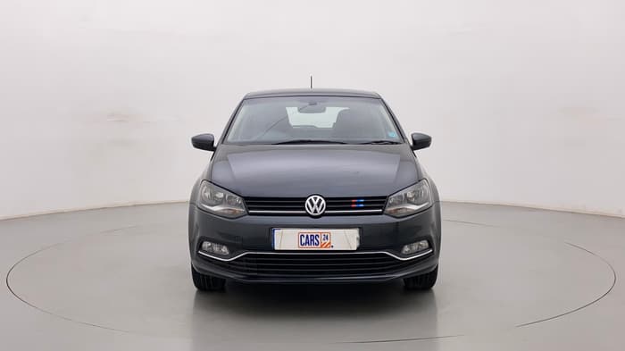 2016 Volkswagen Polo HIGHLINE1.2L, Petrol, Manual, 1,15,699 km, Front