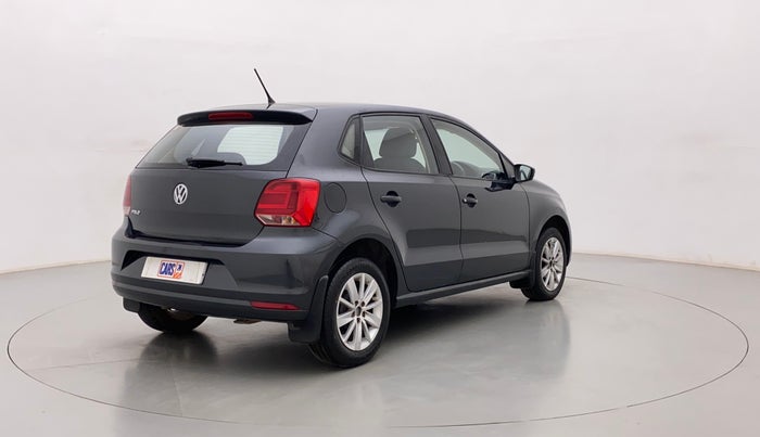 2016 Volkswagen Polo HIGHLINE1.2L, Petrol, Manual, 1,15,699 km, Right Back Diagonal