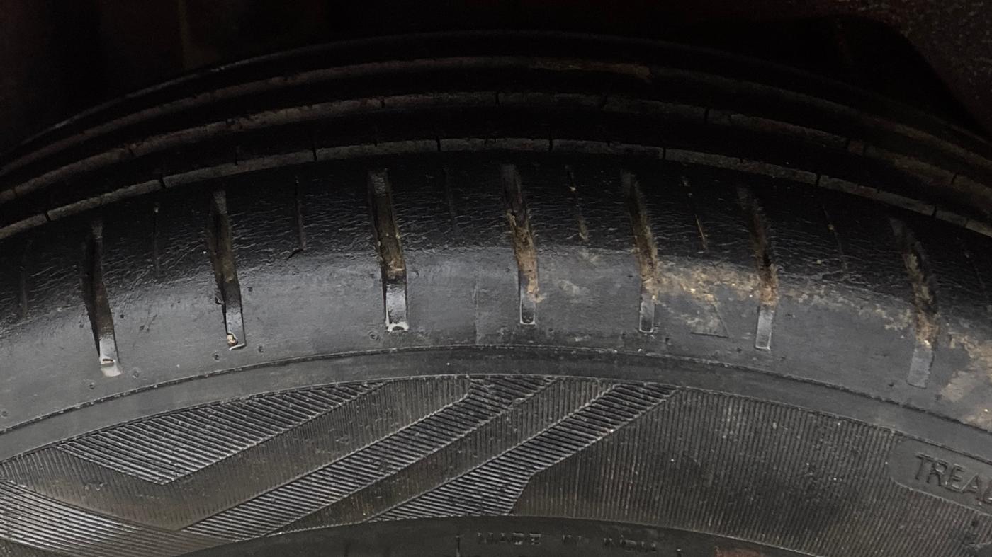 2021 Ford New Figo TITANIUM PLUS 1.2 PETROL AT, Petrol, Automatic, 47,783 km, Right Rear Tyre Tread