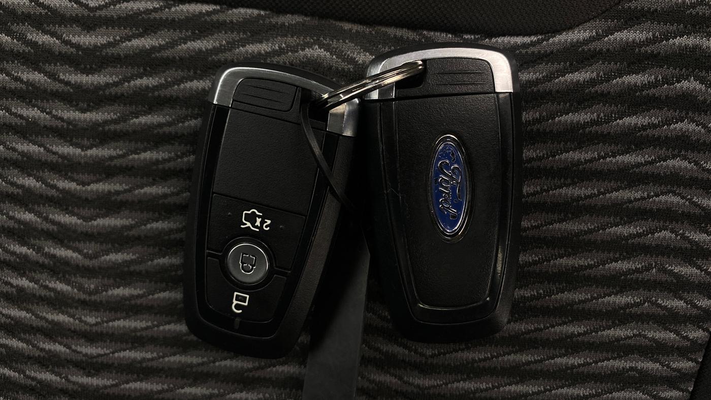 2021 Ford New Figo TITANIUM PLUS 1.2 PETROL AT, Petrol, Automatic, 47,783 km, Key Close Up