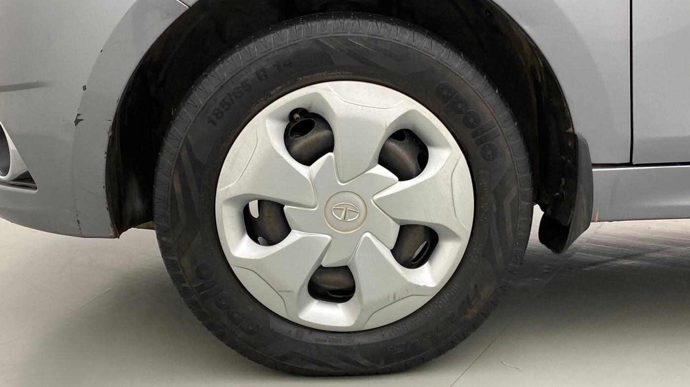 2018 Tata Tiago XT DIESEL, Diesel, Manual, 56,314 km, Left Front Wheel