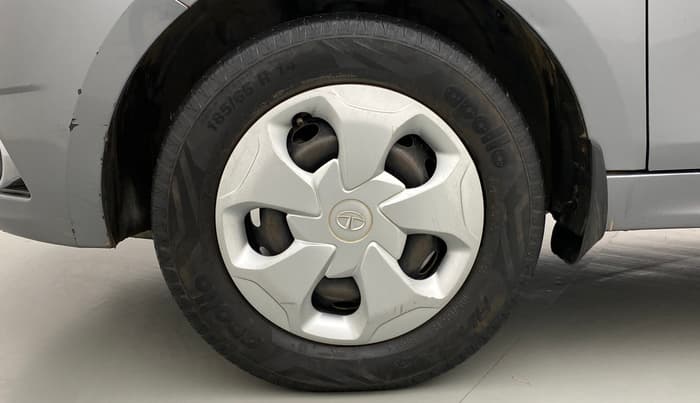 2018 Tata Tiago XT DIESEL, Diesel, Manual, 56,314 km, Left Front Wheel