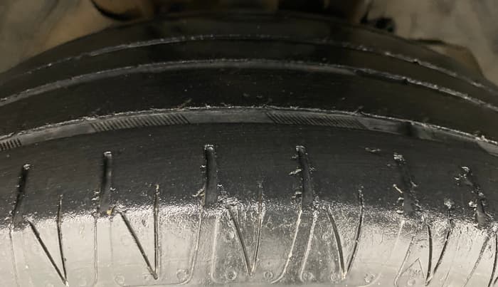 2018 Tata Tiago XT DIESEL, Diesel, Manual, 56,314 km, Right Front Tyre Tread