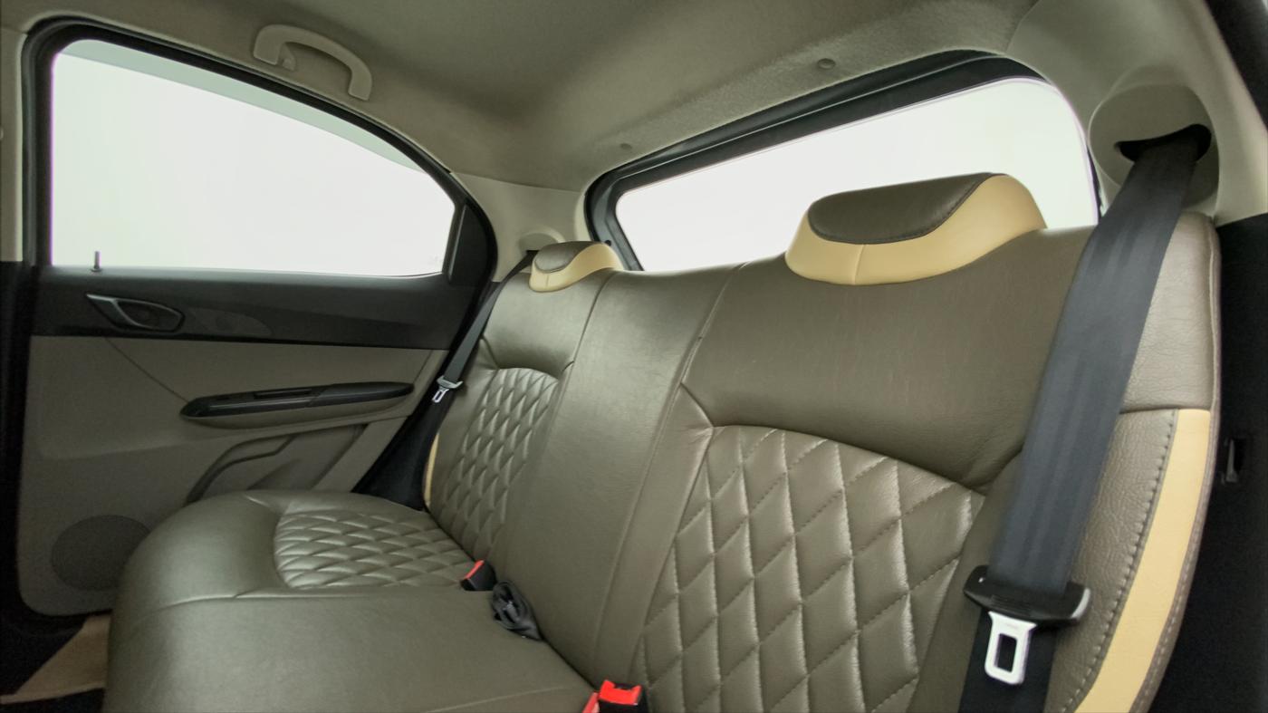 2018 Tata Tiago XT DIESEL, Diesel, Manual, 56,314 km, Right Side Rear Door Cabin