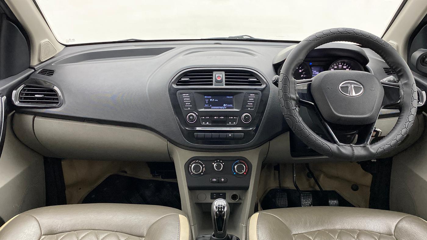 2018 Tata Tiago XT DIESEL, Diesel, Manual, 56,314 km, Dashboard