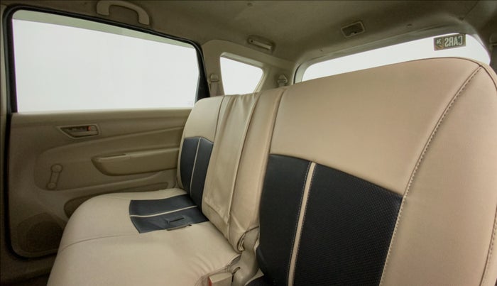 2012 Maruti Ertiga LXI, CNG, Manual, 82,416 km, Right Side Rear Door Cabin