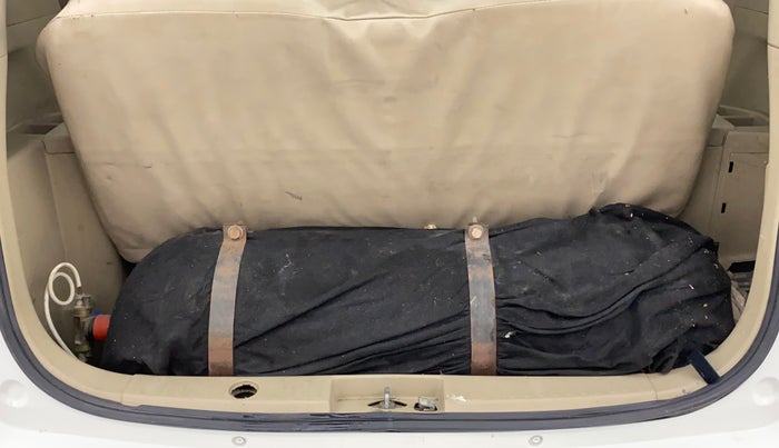 2012 Maruti Ertiga LXI, CNG, Manual, 82,416 km, Boot Inside