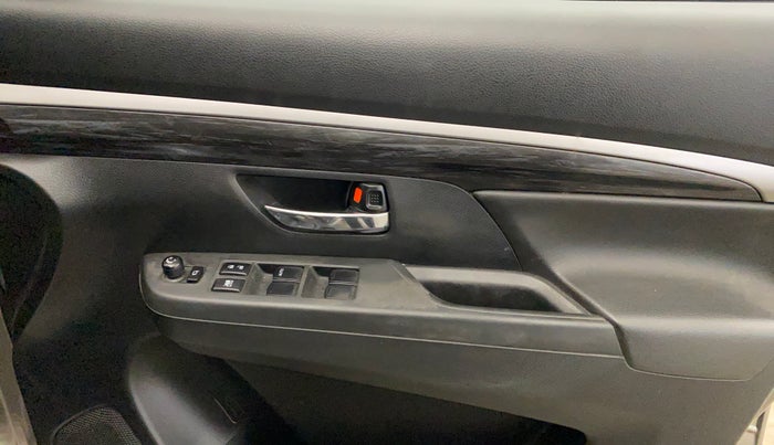 2021 Maruti XL6 ZETA MT, Petrol, Manual, 10,913 km, Driver Side Door Panels Control