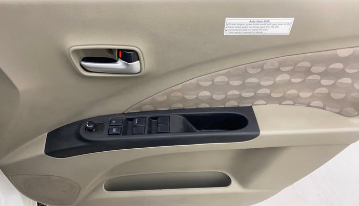2016 Maruti Celerio ZXI AMT (O), Petrol, Automatic, 49,097 km, Driver Side Door Panels Control