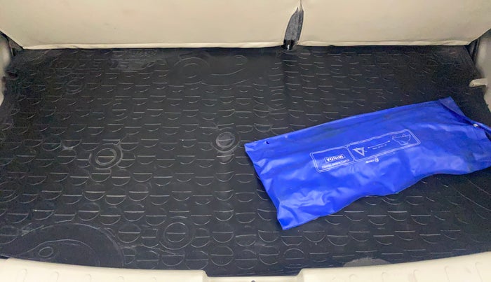 2016 Maruti Celerio ZXI AMT (O), Petrol, Automatic, 49,097 km, Boot Inside