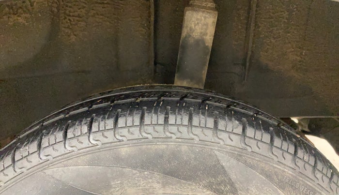 2018 Renault Kwid RXT 1.0, Petrol, Manual, 31,020 km, Left Rear Tyre Tread